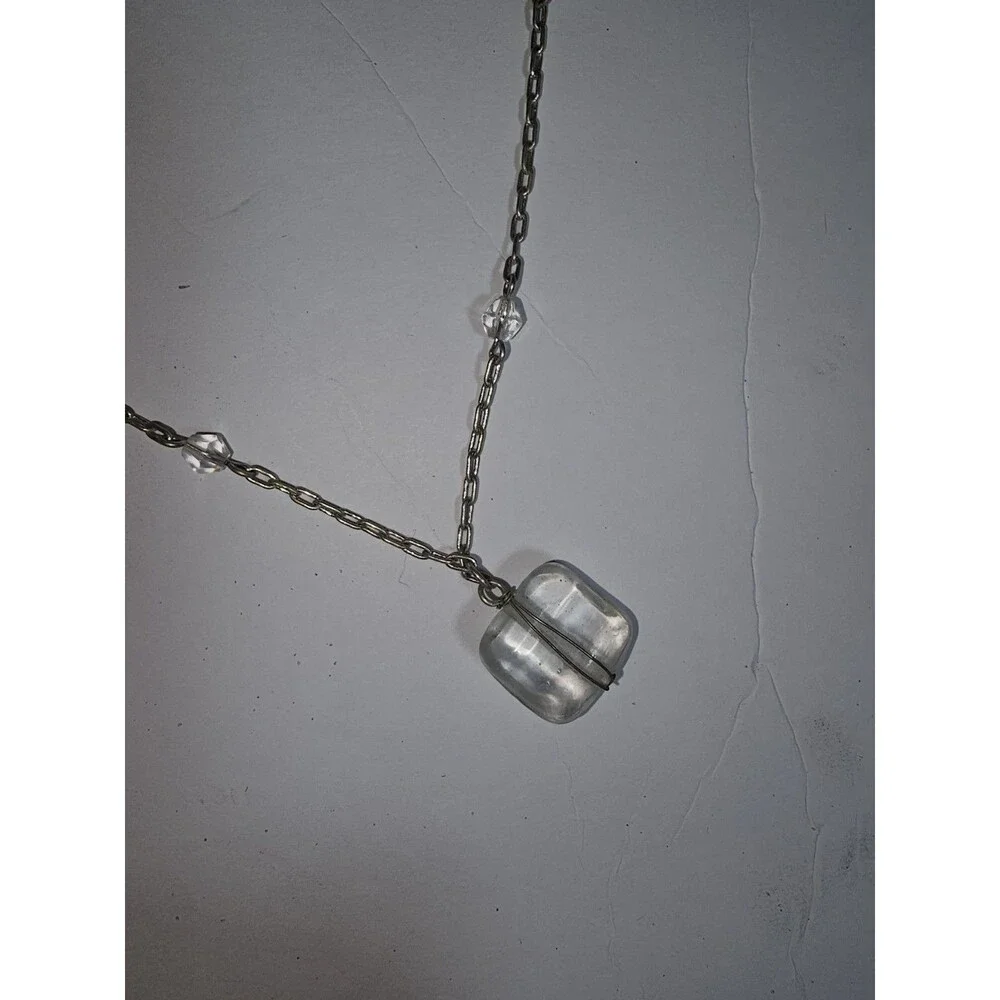 WET SEAL chain W/wrapped Charm